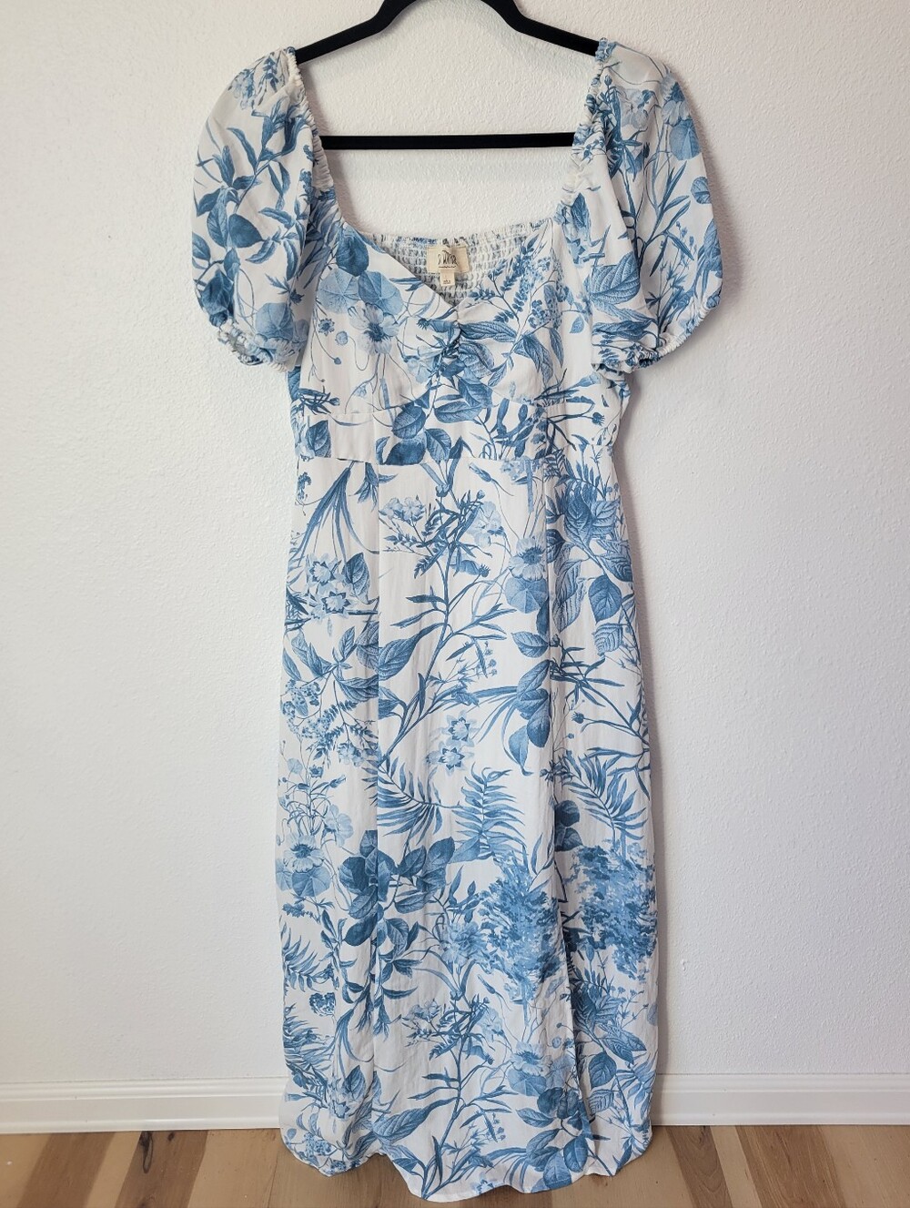 Sweet Wanderer Midi Dress Womens L Blue White Toile Puff Sleeve‎ Cottagecore